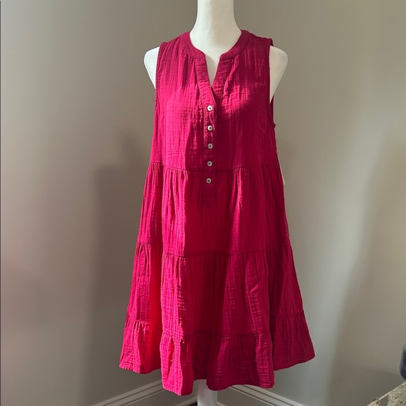Westbound Dresses & Skirts - Westbound Sleeveless Tiered Button-Front Dress in Persian Red.  New with Tags